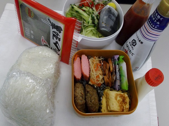 ２年弁当.JPG
