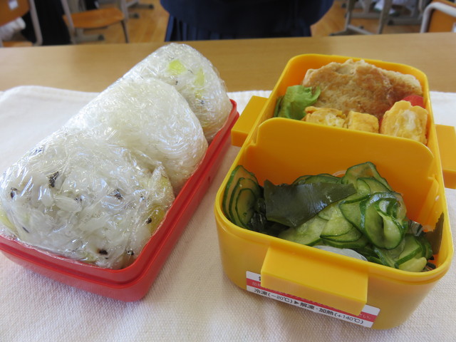 ２年弁当.JPG