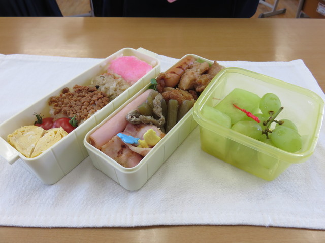 ２年弁当.JPG