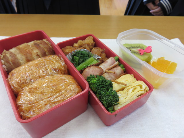 ２年弁当.JPG