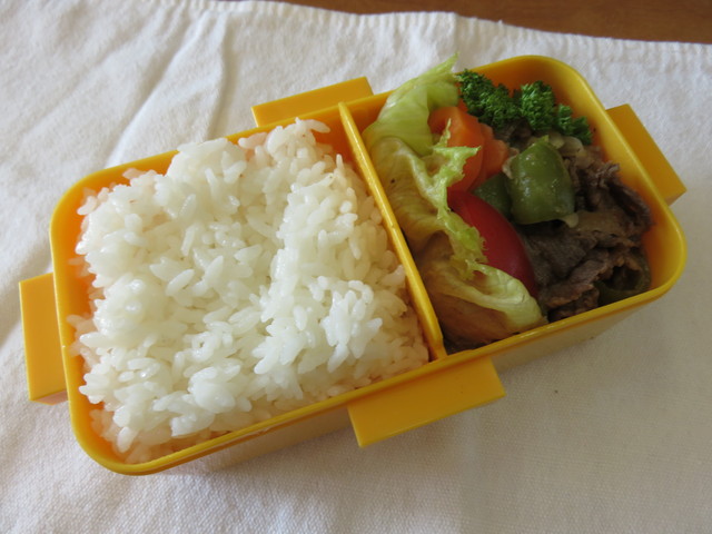 ２年弁当.JPG