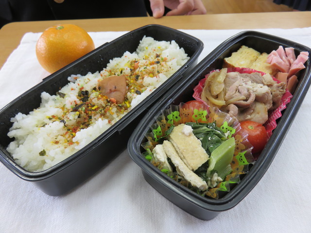 ２年弁当.JPG