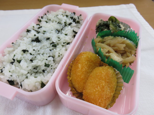 ２年弁当.JPG