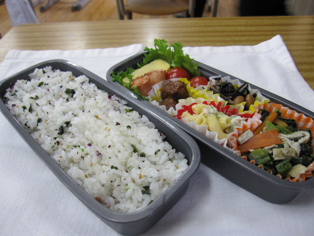 ２年弁当.JPG