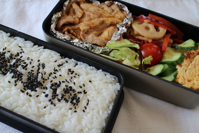 ２年弁当.JPG