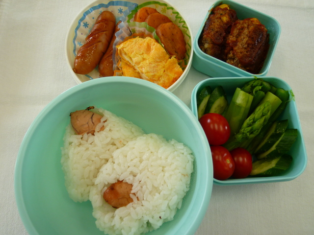 ２年弁当.JPG
