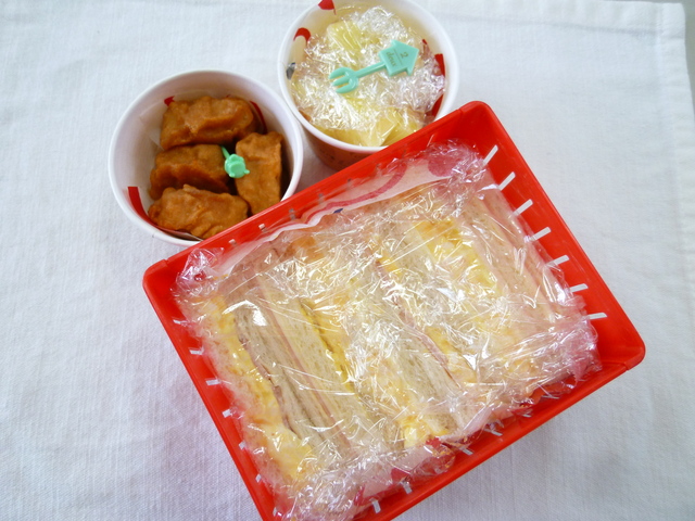 ２年弁当.JPG