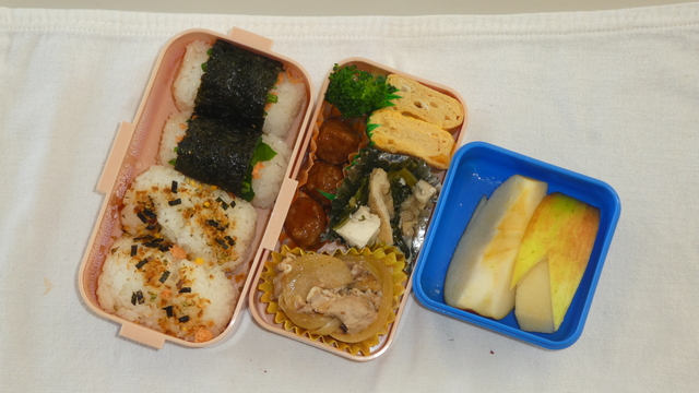２年弁当.JPG