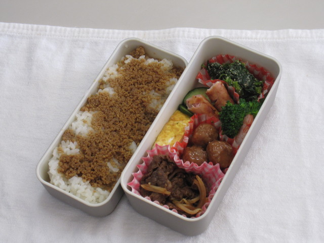 ２年弁当.JPG